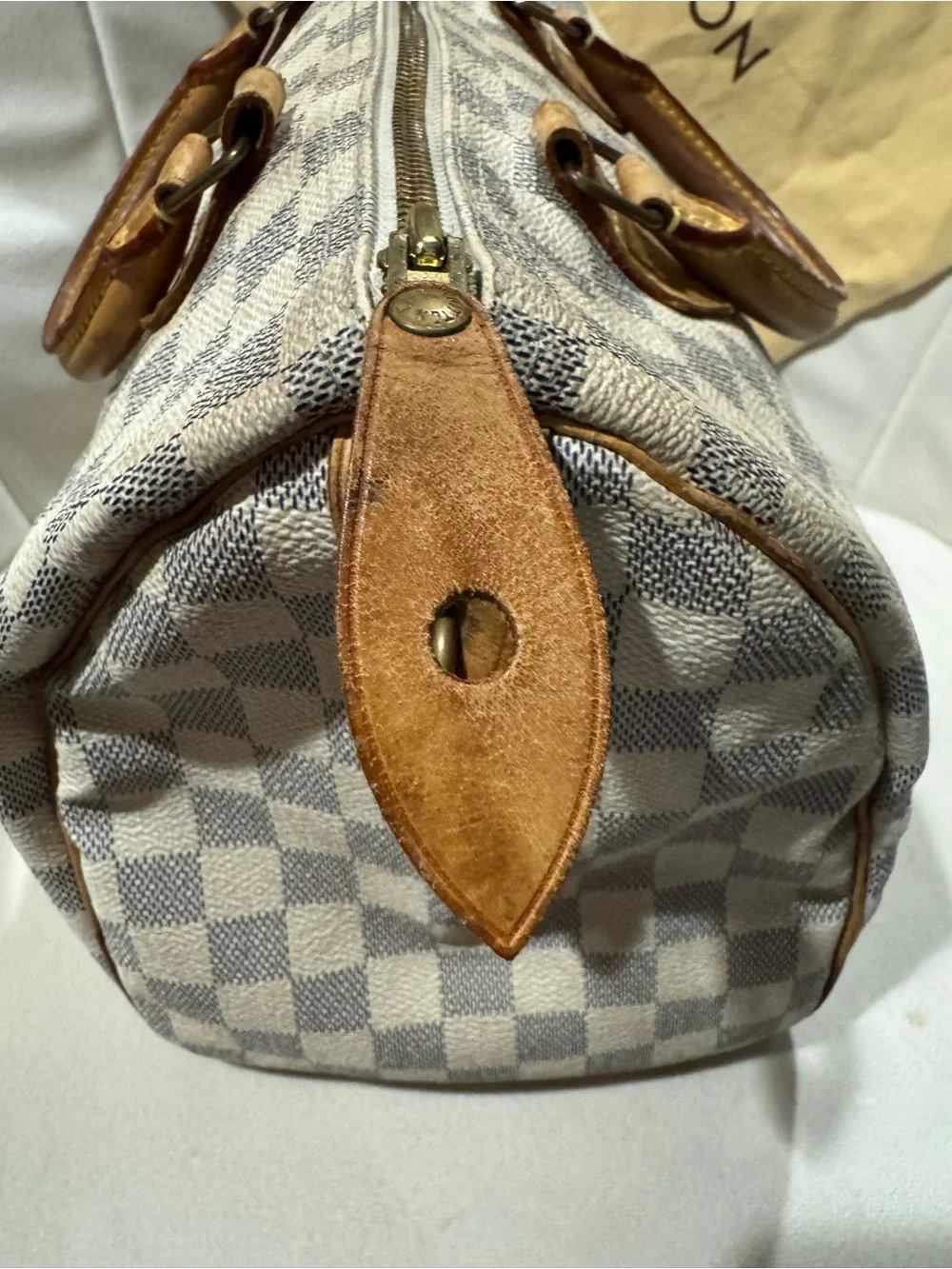 Louis Vuitton Damier Azur Speedy 30 Handbag in White/Blue